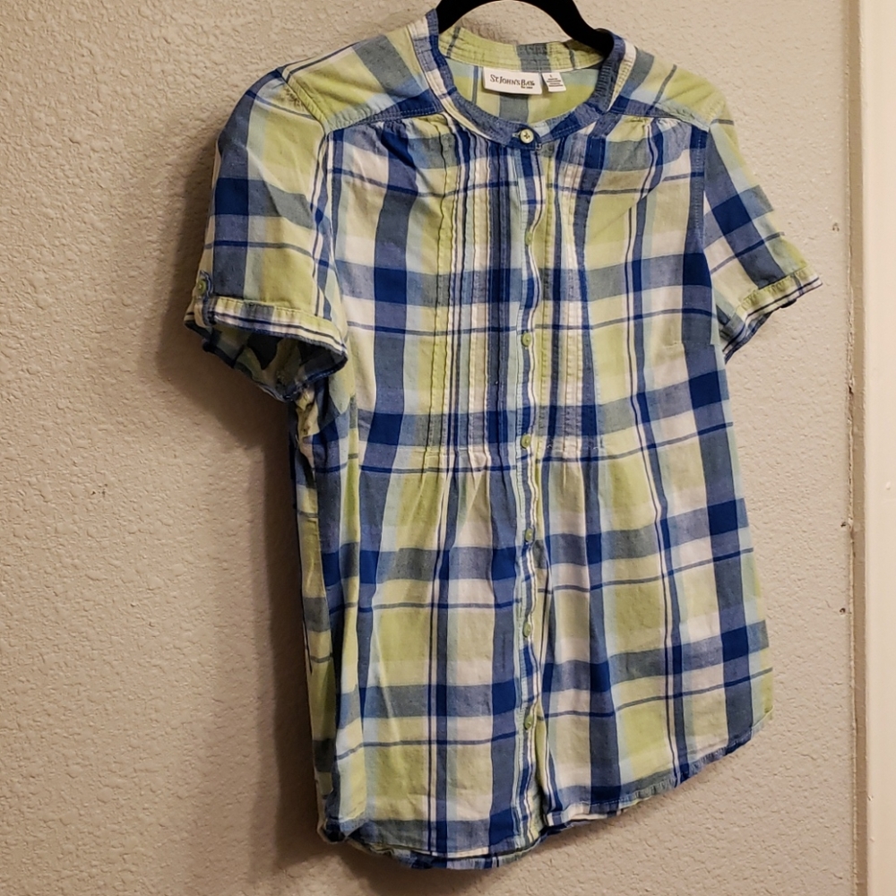 Women's blouse